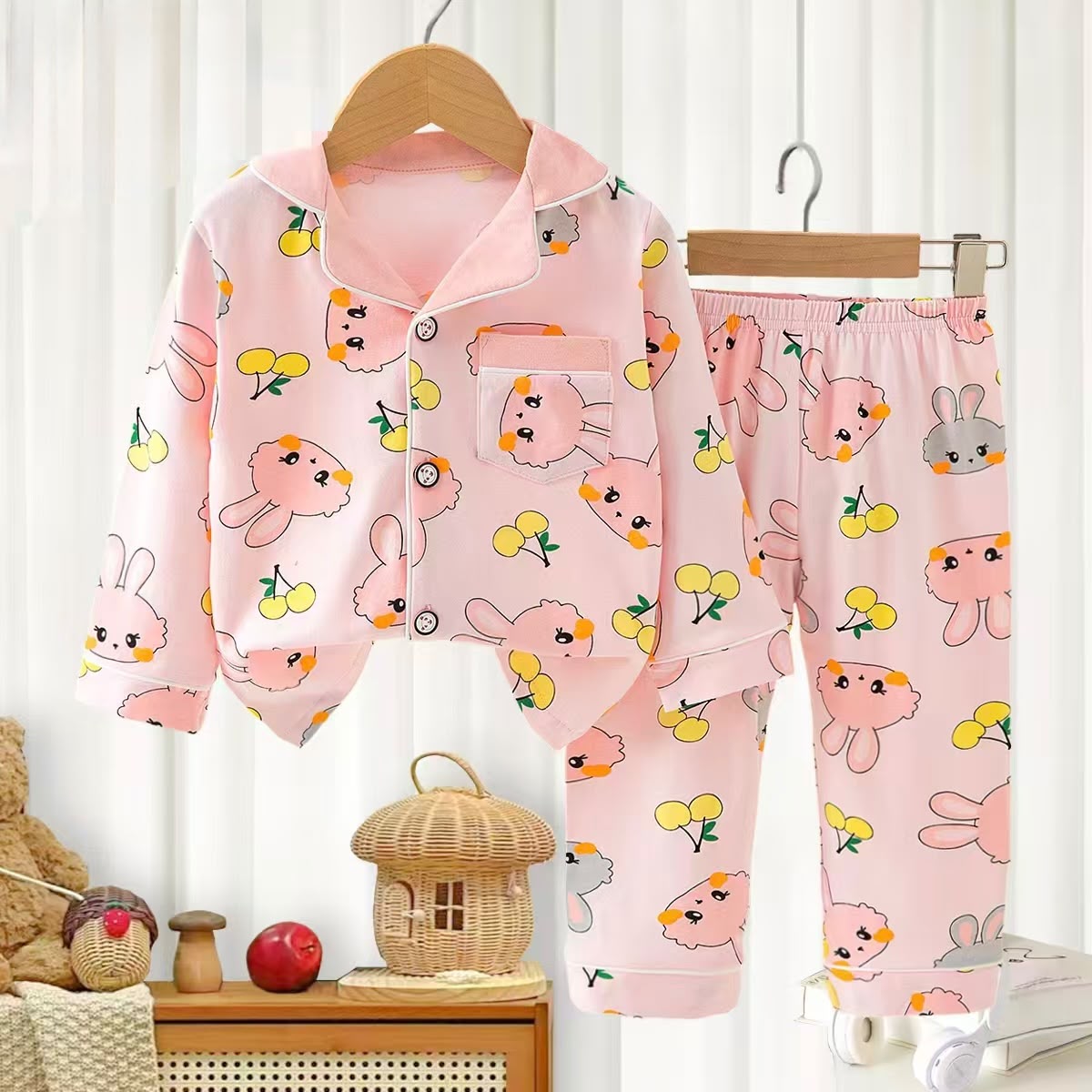 NIGHT SUIT