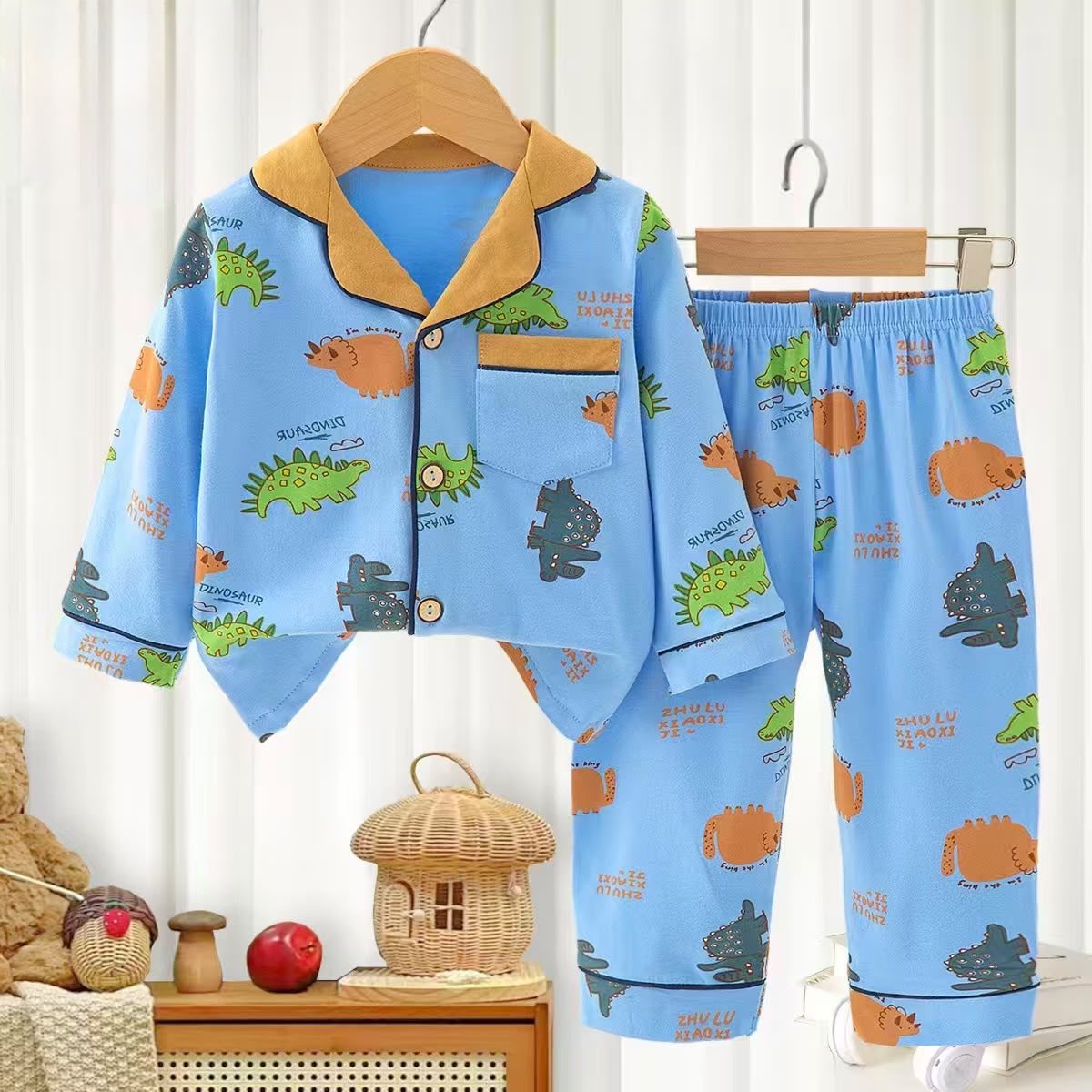 NIGHT SUIT
